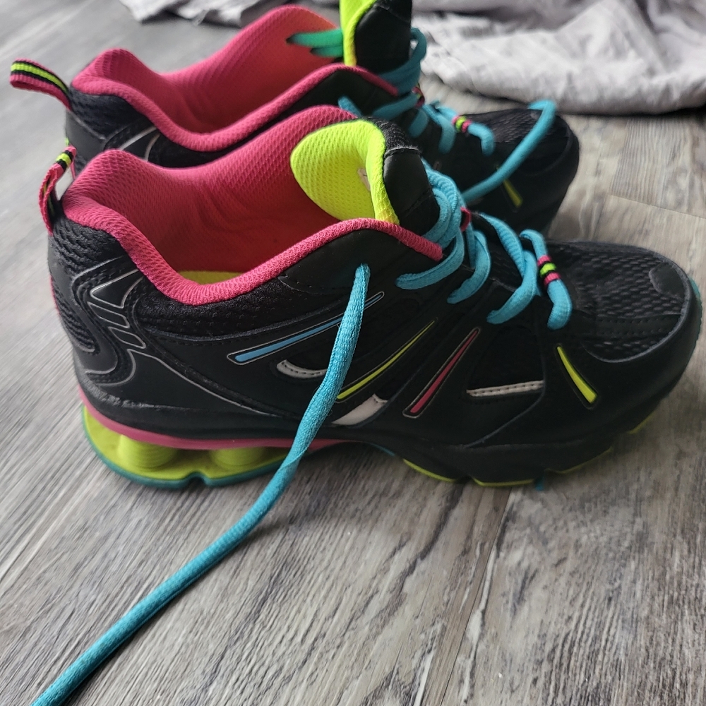Shoes - Picture 3 of 3